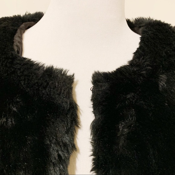 HOLIDAY PARTY 🎄 Lauren Conrad Faux Fur Jacket - Picture 3 of 5